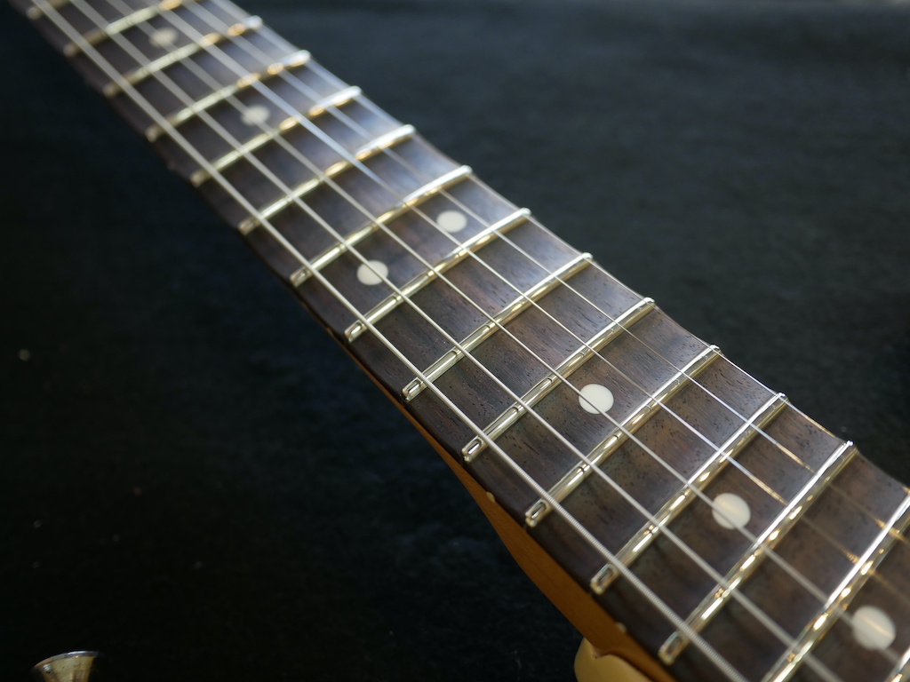 フレット交換 Fender ストラト スキャロップド指板 | Miura Guitar 