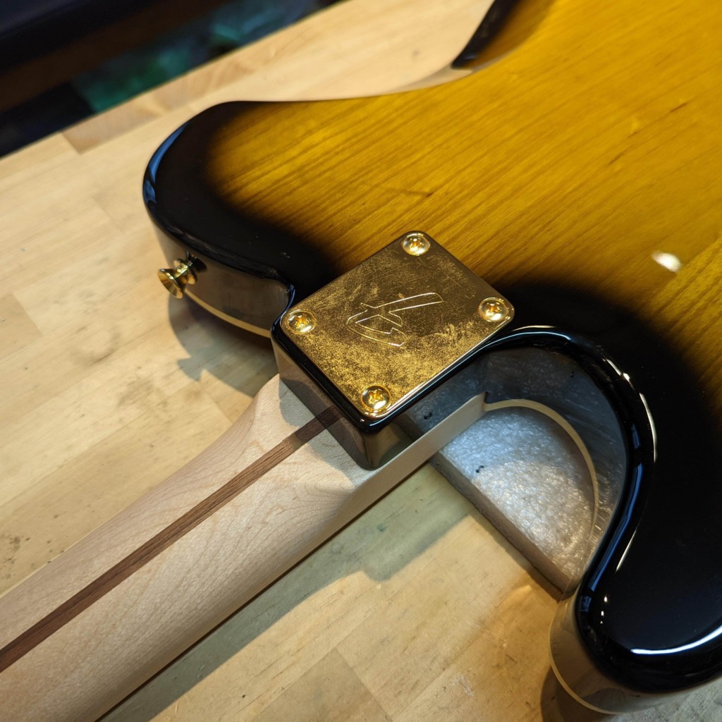 激安正規品 Fender ストラトキャスター/ボディ加工あり japan ギター ...