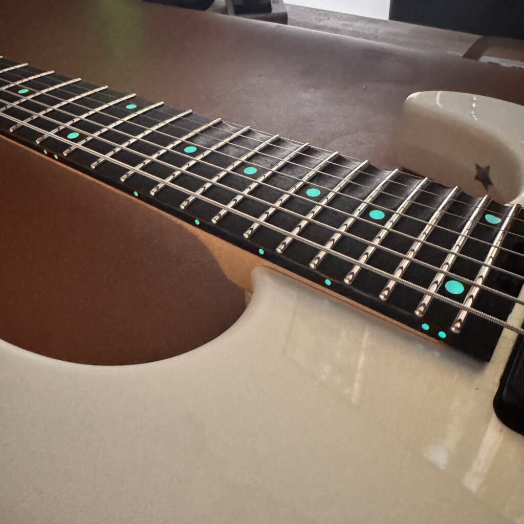 Luminlayブルードットに交換したESP M-7のポジションマーク