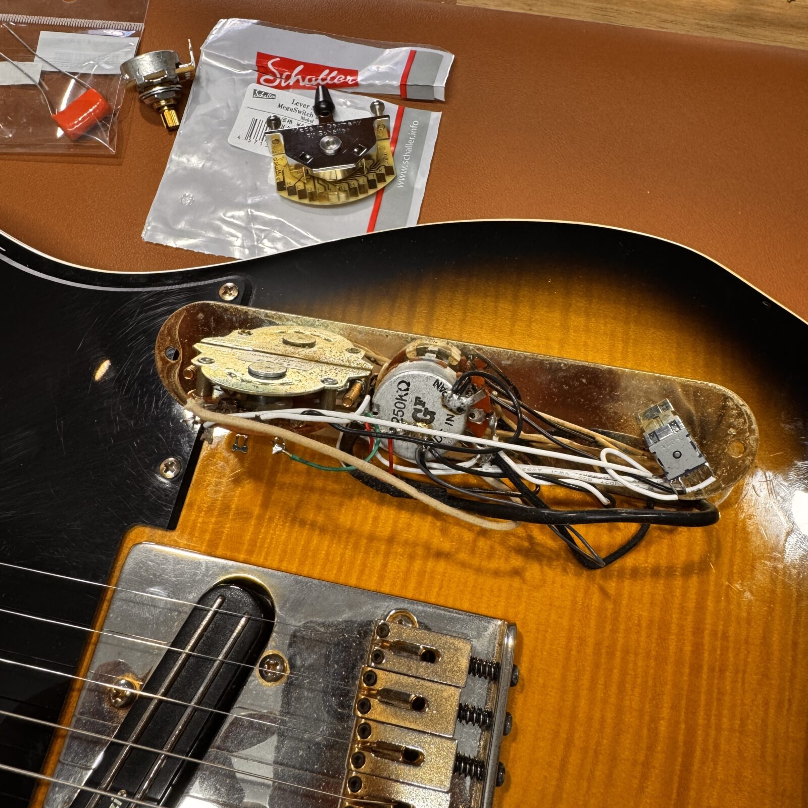 配線 アーカイブ - Miura Guitar Works