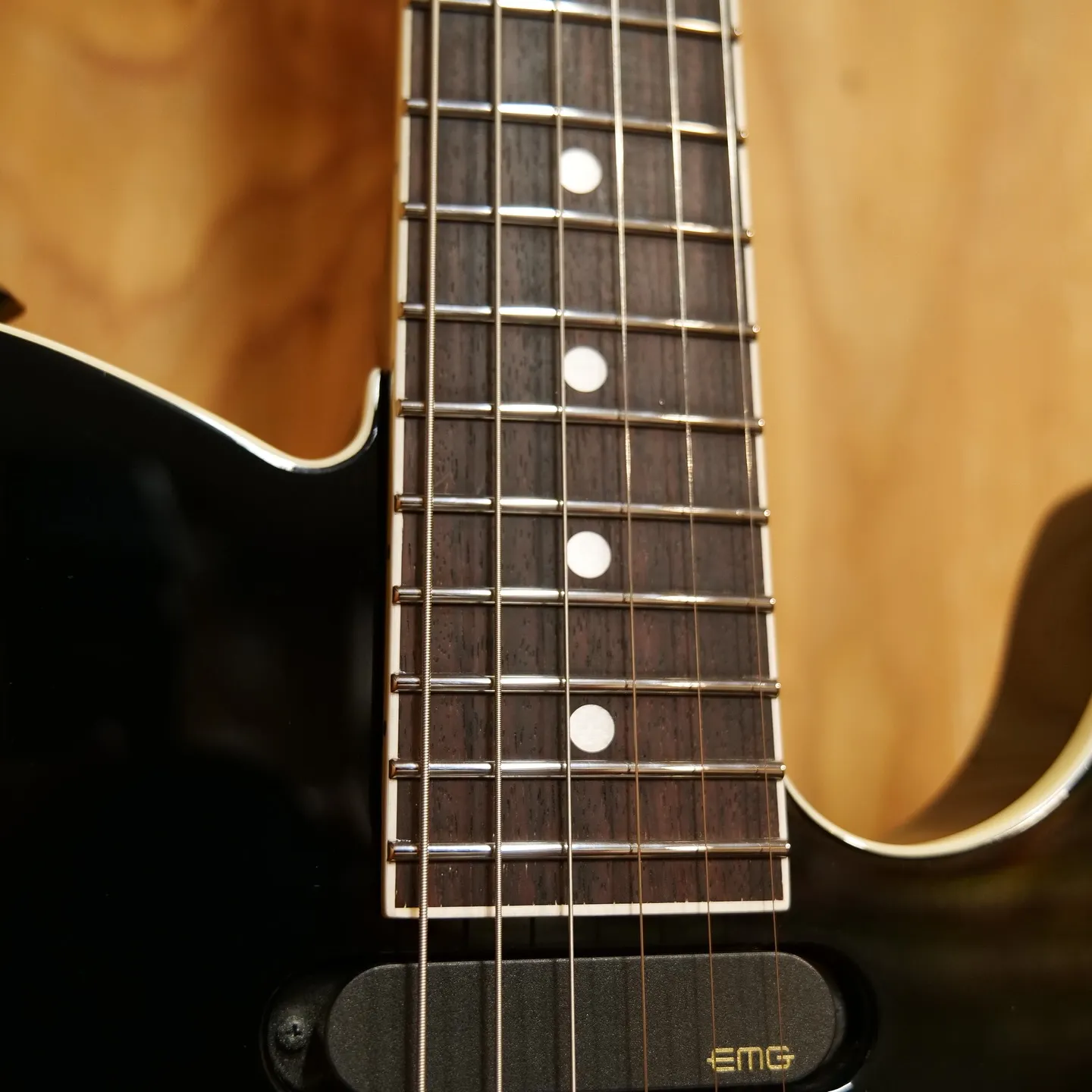 @miuraguitarworks on Instagram