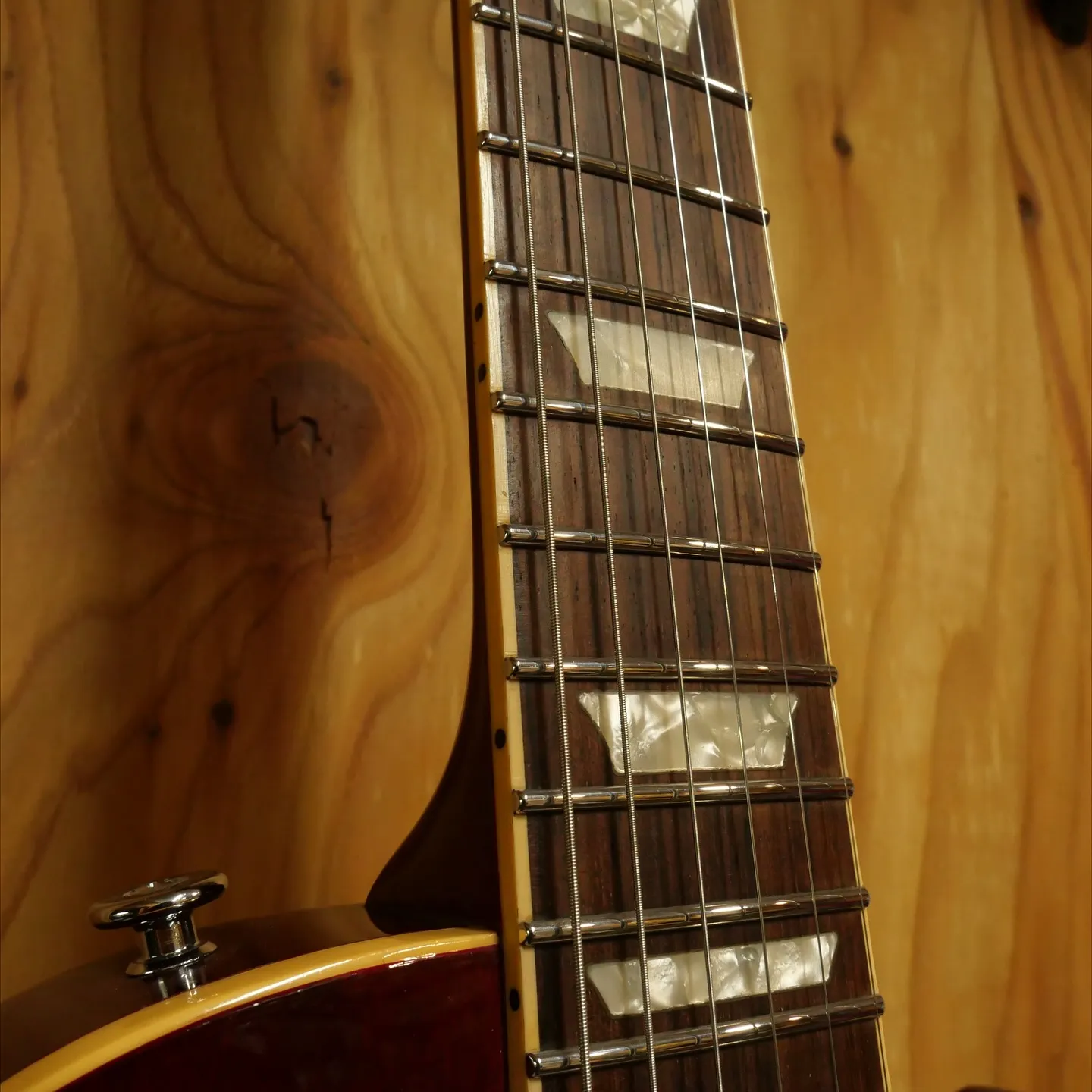 @miuraguitarworks on Instagram