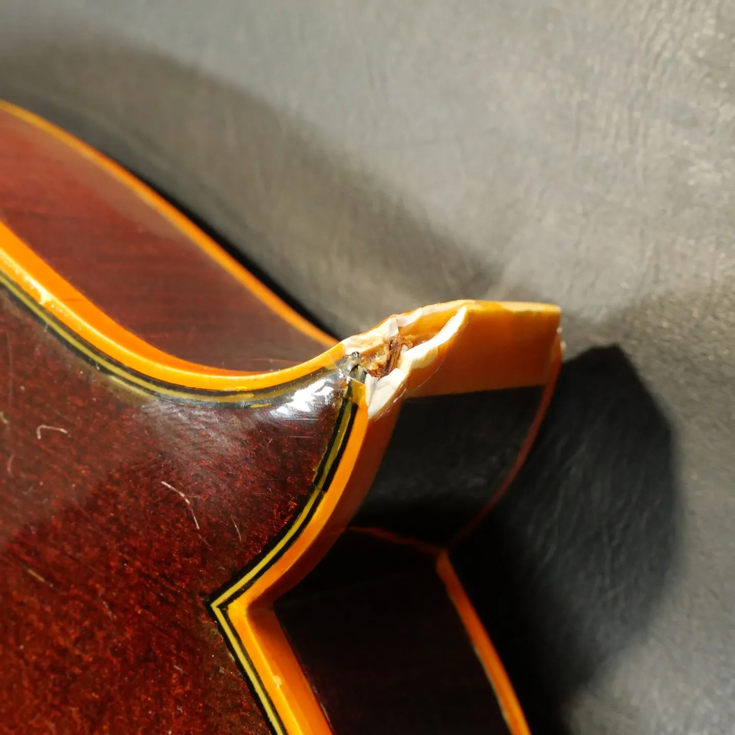 @miuraguitarworks on Instagram