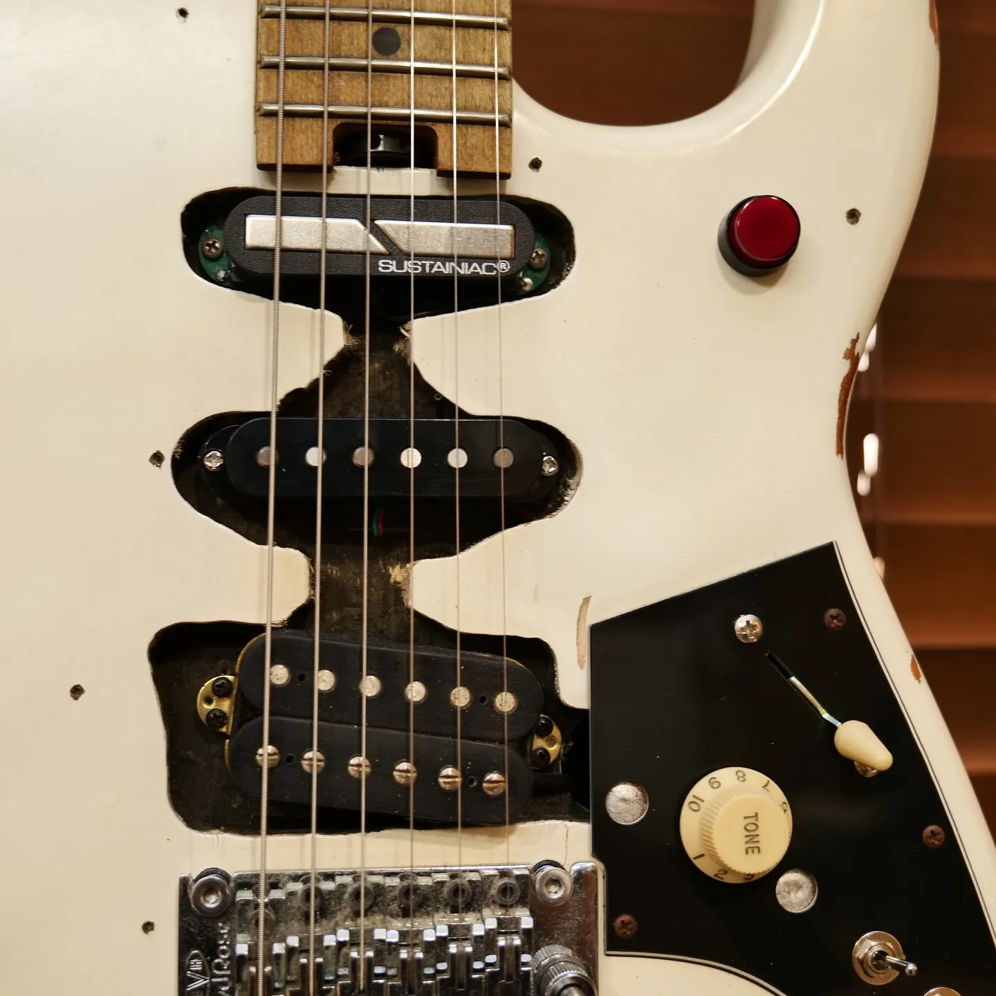 @miuraguitarworks on Instagram