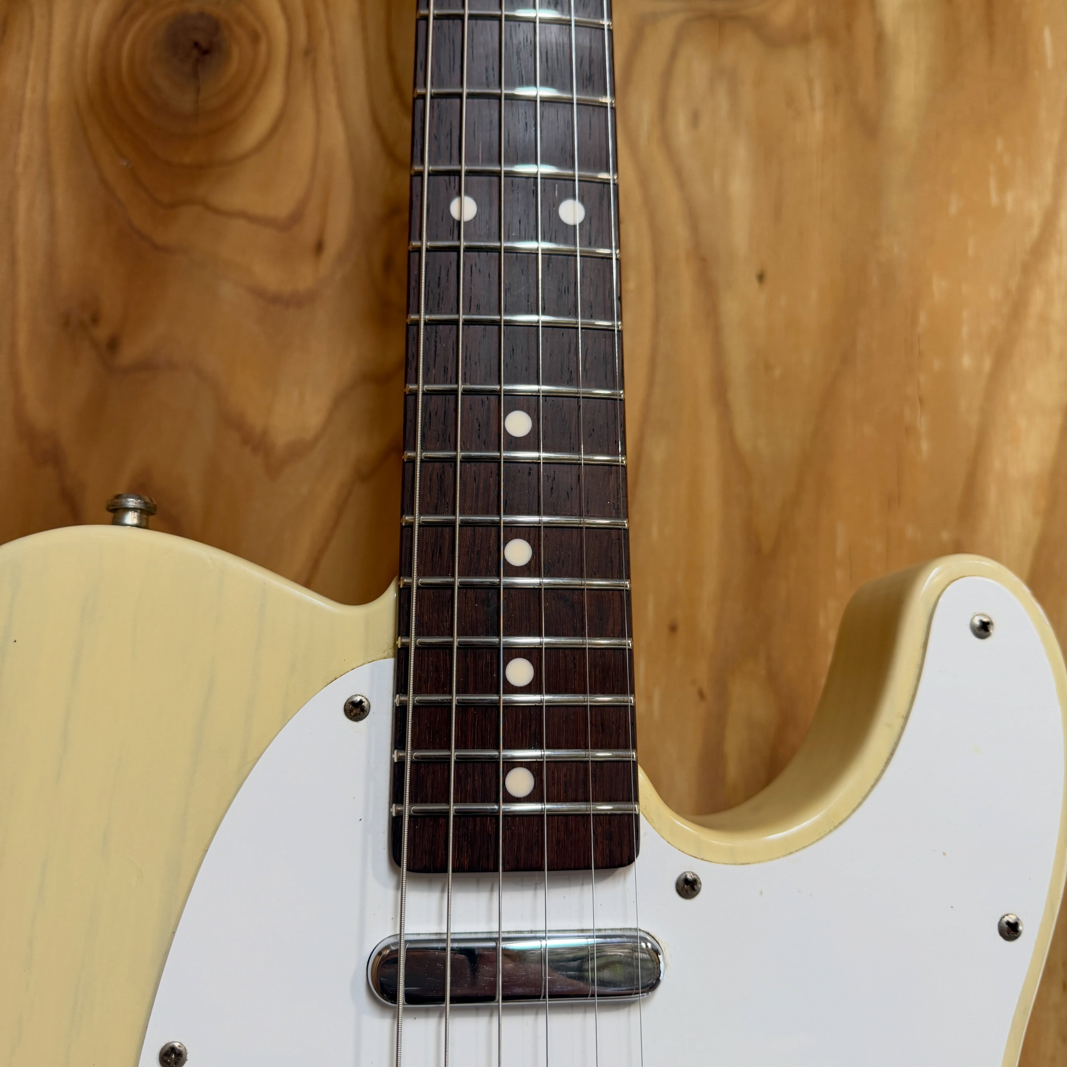 @miuraguitarworks on Instagram