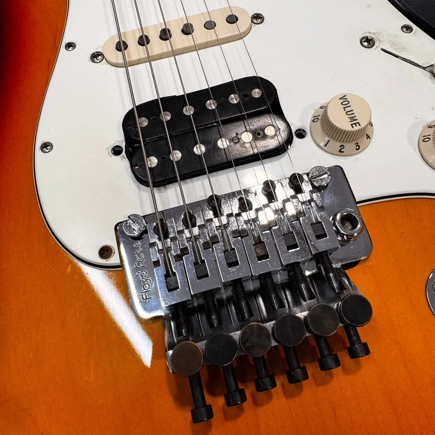 @miuraguitarworks on Instagram
