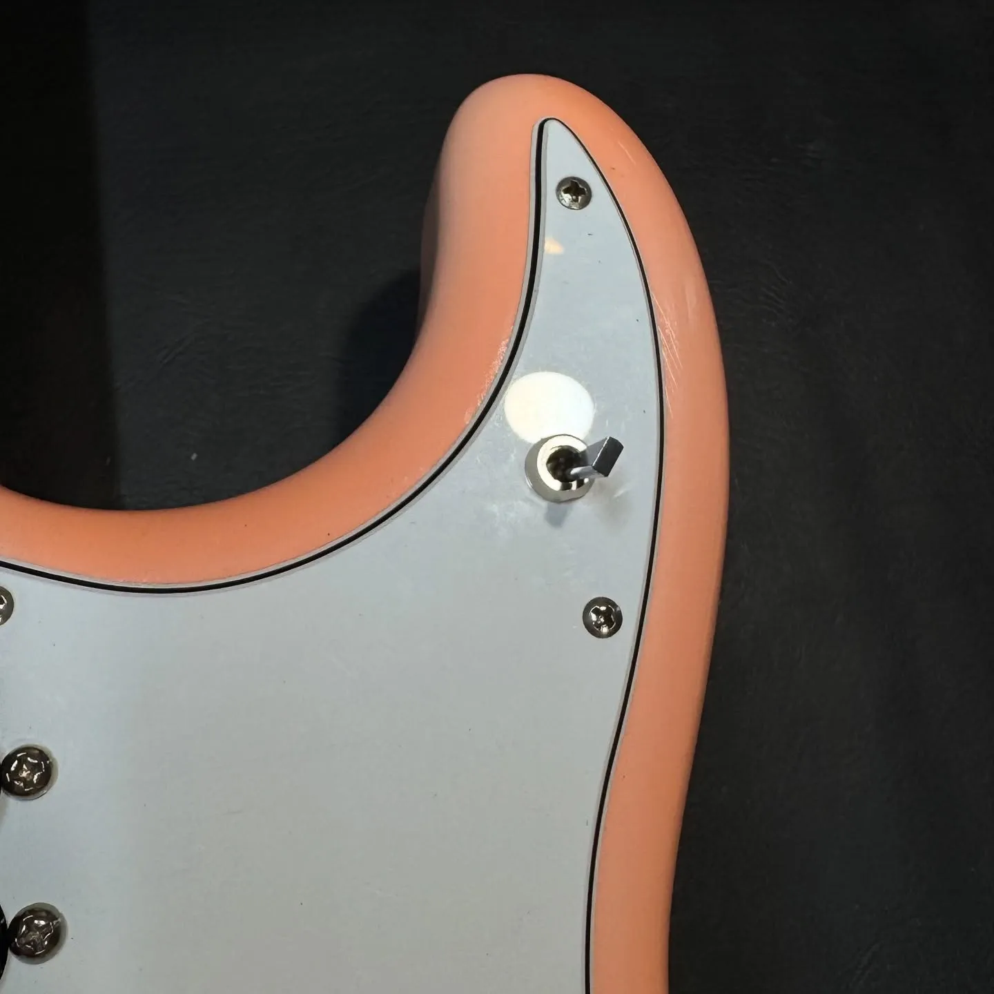 @miuraguitarworks on Instagram